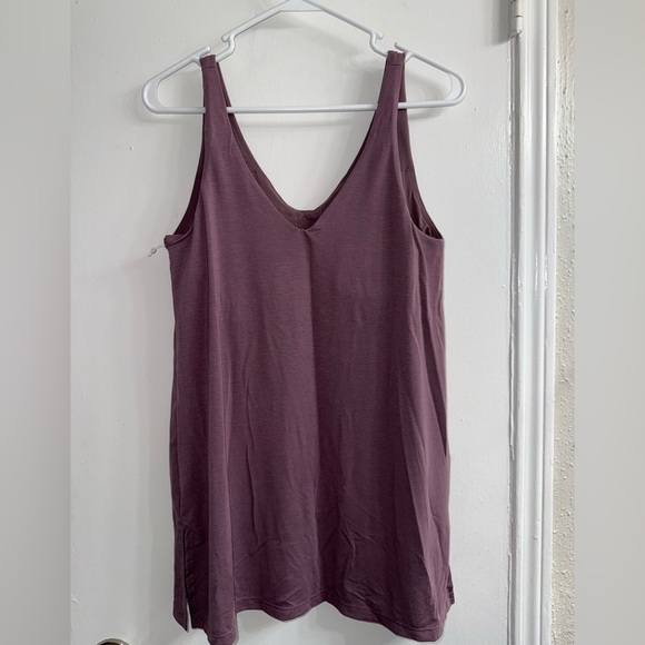 Athleta essence support tank size M - Picture 6 of 10